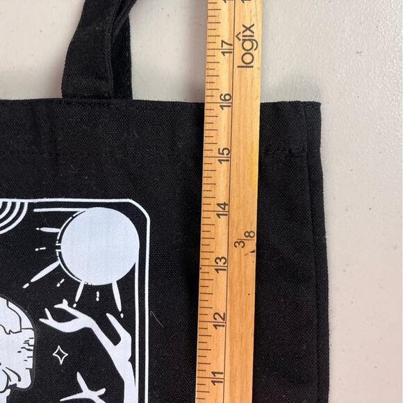 The Reader Tote Bag Book Bag Skeleton Black White Spooky Goth Halloween - Picture 5 of 5